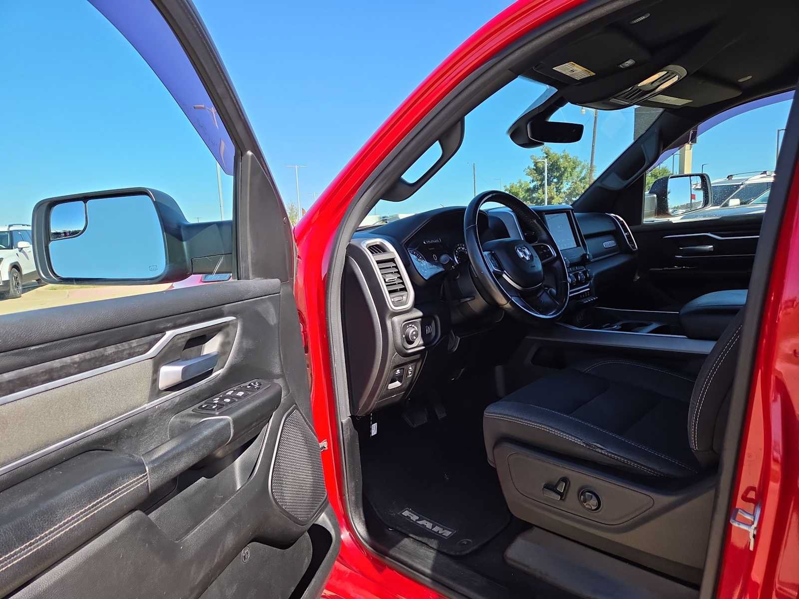 Used 2021 RAM 1500 Big Horn RWD image 15
