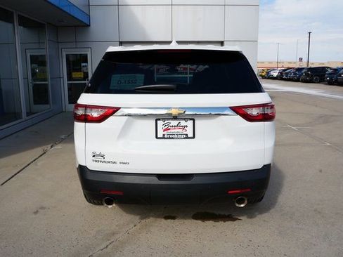 Used 2021 Chevrolet Traverse LS image 35