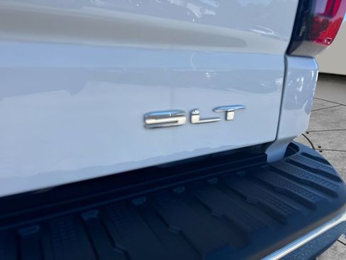 Used 2024 GMC Sierra 1500 SLT AWD/4WD image 27