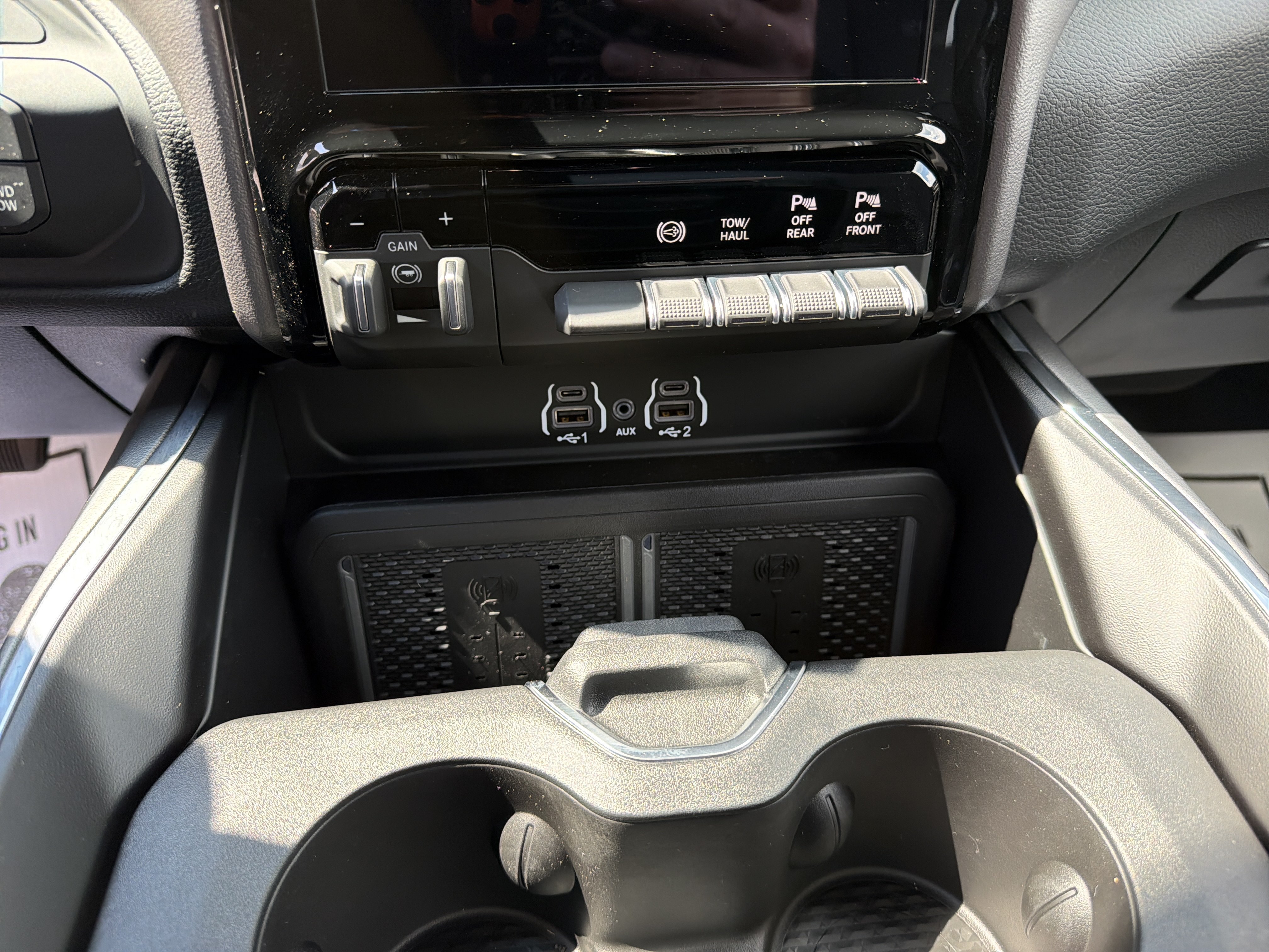 New 2027 RAM 2500 Laramie AWD/4WD image 19
