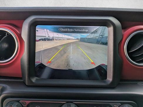 Used 2022 Jeep Gladiator Rubicon w/ LED Lighting Group image 14