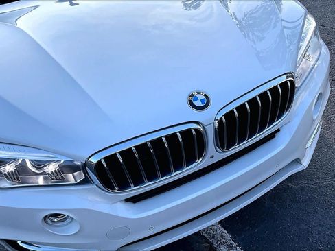 Used 2017 BMW X5 xDrive40e image 30