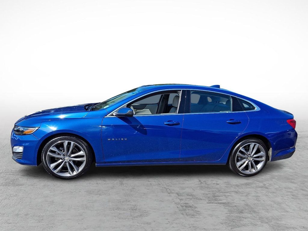 Used 2023 Chevrolet Malibu LT FWD image 2