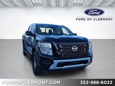 Used 2020 Nissan Titan SV w/ SV Convenience Package image 1