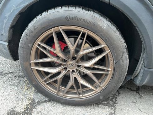 Used 2022 Ford Explorer ST w/ Equipment Group 401A image 6