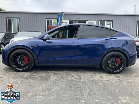 Used 2022 Tesla Model Y Performance AWD/4WD image 5