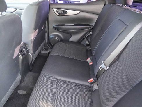Used 2019 Nissan Rogue Sport S w/ Appearance Package FWD image 15