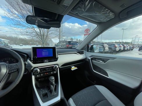 New 2025 Toyota RAV4 XLE image 11