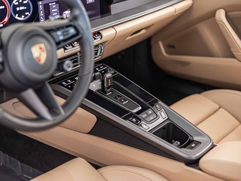 Used 2021 Porsche 911 Carrera S image 22