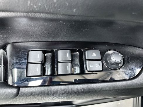 Used 2023 MAZDA CX-5 AWD 2.5 S w/ Preferred Package image 12