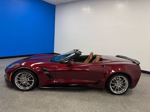 Used 2018 Chevrolet Corvette Grand Sport image 4