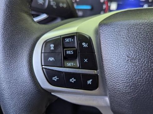 Used 2023 Ford Explorer Limited w/ Equipment Group 301A AWD/4WD image 26
