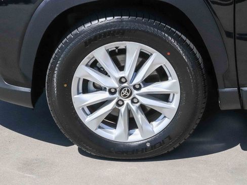 Certified 2024 Toyota Corolla Cross LE w/ Moonroof Package AWD/4WD image 10