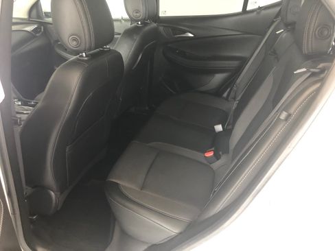 Used 2023 Buick Encore GX Select w/ Sport Touring Package AWD/4WD image 9