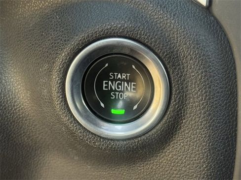 Certified 2020 Chevrolet Silverado 1500 RST w/ All-Star Edition image 18