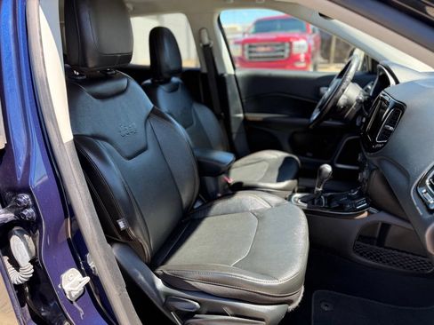 Used 2021 Jeep Compass Limited AWD/4WD image 23