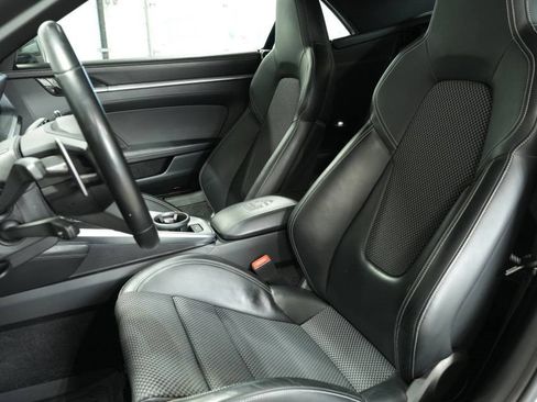 Used 2021 Porsche 911 Turbo S image 5