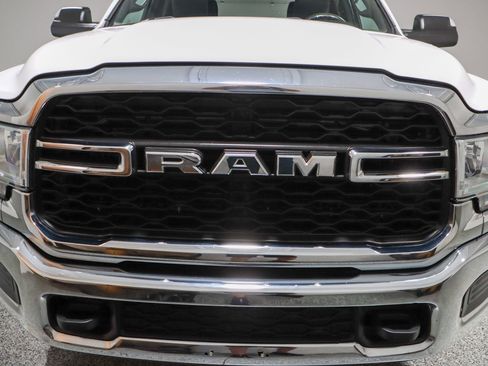 Used 2021 RAM 2500 Tradesman w/ Chrome Appearance Group image 5