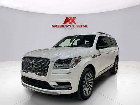 Used 2018 Lincoln Navigator Reserve w/ Technology Package AWD/4WD image 2