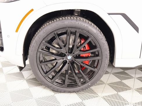 New 2026 BMW X6 xDrive40i w/ Climate Comfort Package image 18