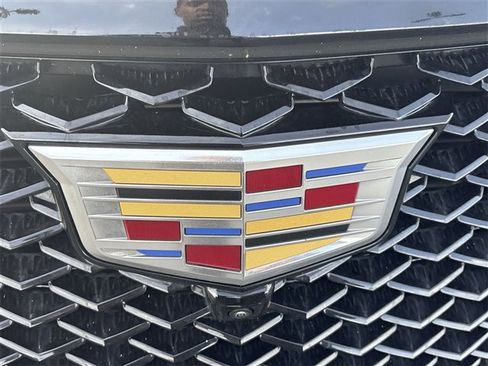 Certified 2025 Cadillac Escalade ESV Sport w/ Touring Package image 31