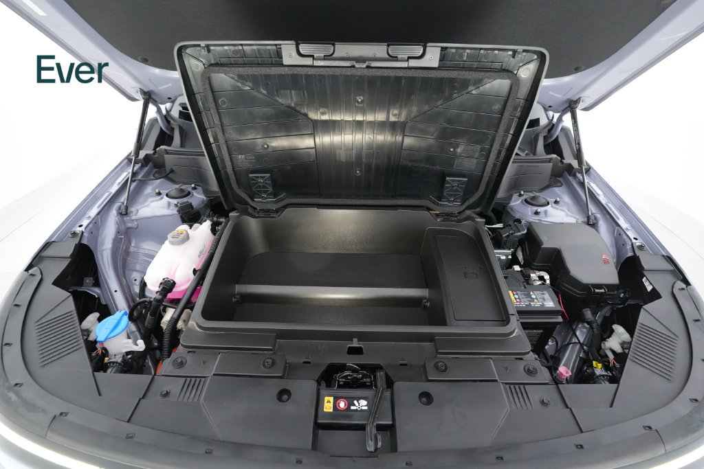 Used 2025 Hyundai Kona SEL FWD image 28