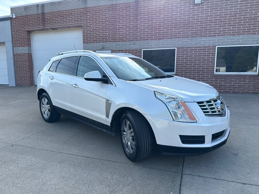 Used 2013 Cadillac SRX Luxury AWD/4WD image 3