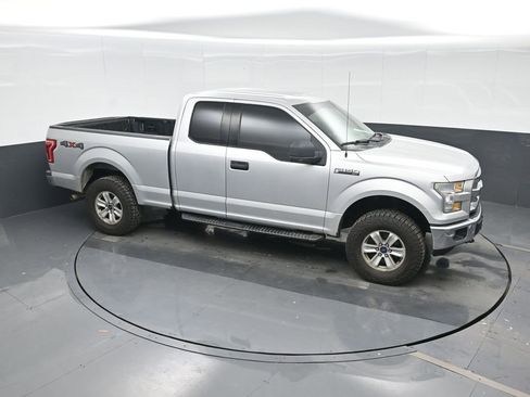 Used 2015 Ford F150 XLT w/ Snow Plow Prep Package image 23