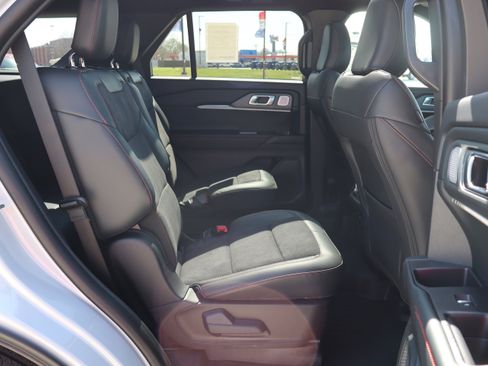 New 2026 Ford Explorer ST image 13
