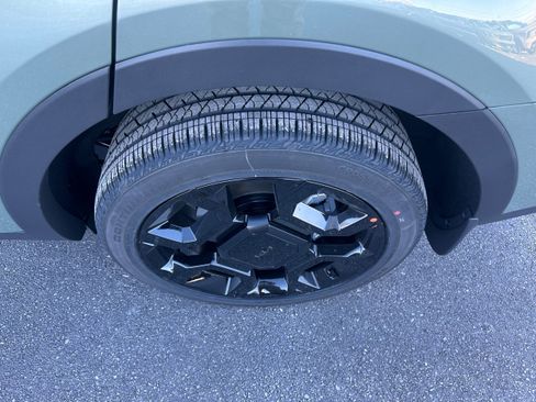 New 2026 Kia Sorento X-Line EX image 9