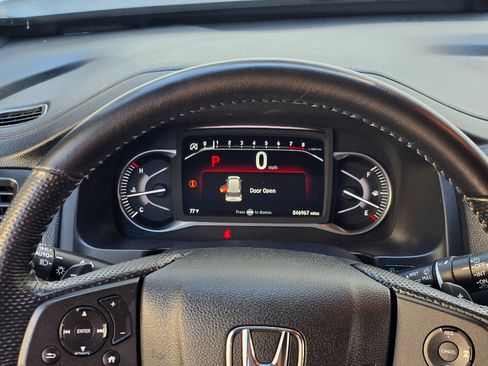 Used 2023 Honda Passport EX-L image 15