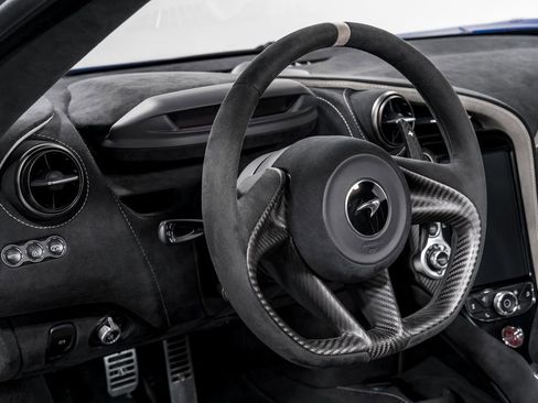 Used 2021 McLaren 765LT image 11