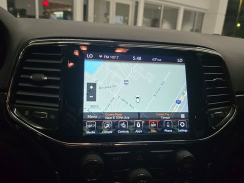 Certified 2022 Jeep Grand Cherokee Laredo X image 23