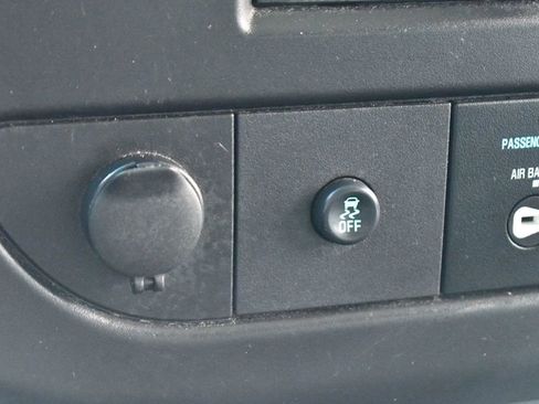 Used 2022 Chevrolet Express 3500 LS image 35