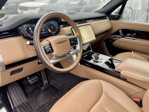 Used 2024 Land Rover Range Rover SE AWD/4WD image 13