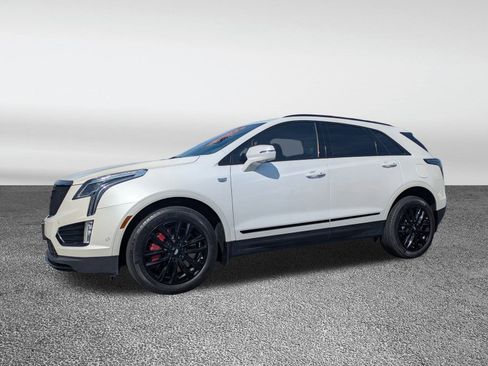 Used 2022 Cadillac XT5 Sportv w/ LPO, ONYX Package image 2