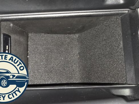 Used 2022 Mercedes-Benz GLC 300 4MATIC image 18