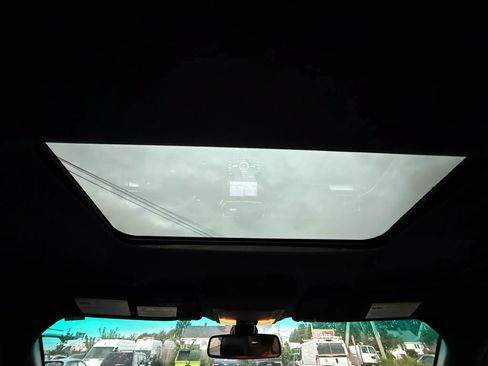 Used 2017 Ford Explorer Limited w/ Equipment Group 301A AWD/4WD image 35