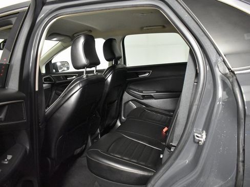 Used 2021 Ford Edge SEL image 27