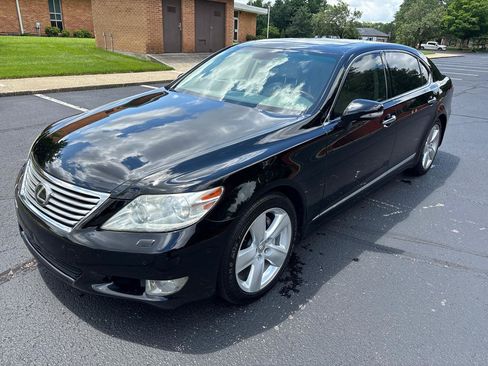 Used 2012 Lexus LS 460 L w/ Luxury Pkg RWD image 3