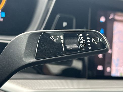 Used 2024 Porsche Cayenne image 39