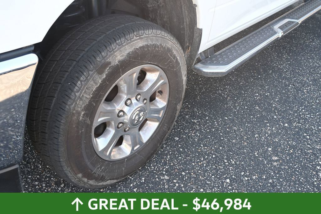 Used 2024 RAM 3500 Big Horn AWD/4WD image 17