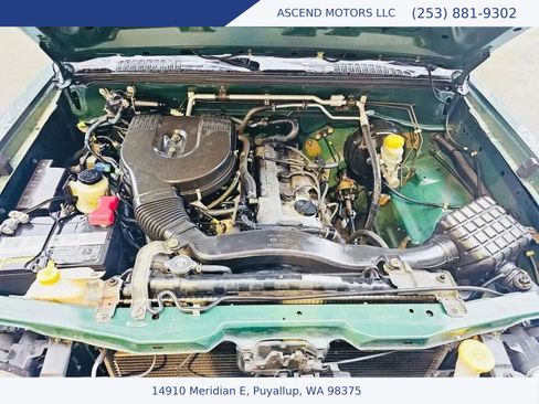 Used 2001 Nissan Frontier XE RWD image 16