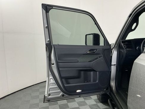 Used 2024 Lexus GX 550 AWD/4WD image 19