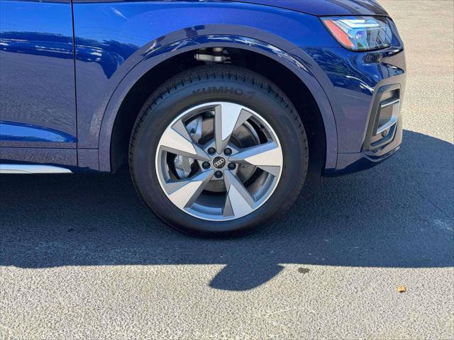 Used 2023 Audi Q5 2.0T Premium w/ Convenience Package AWD/4WD image 9