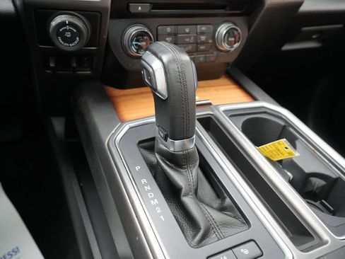 Used 2016 Ford F150 Limited image 33