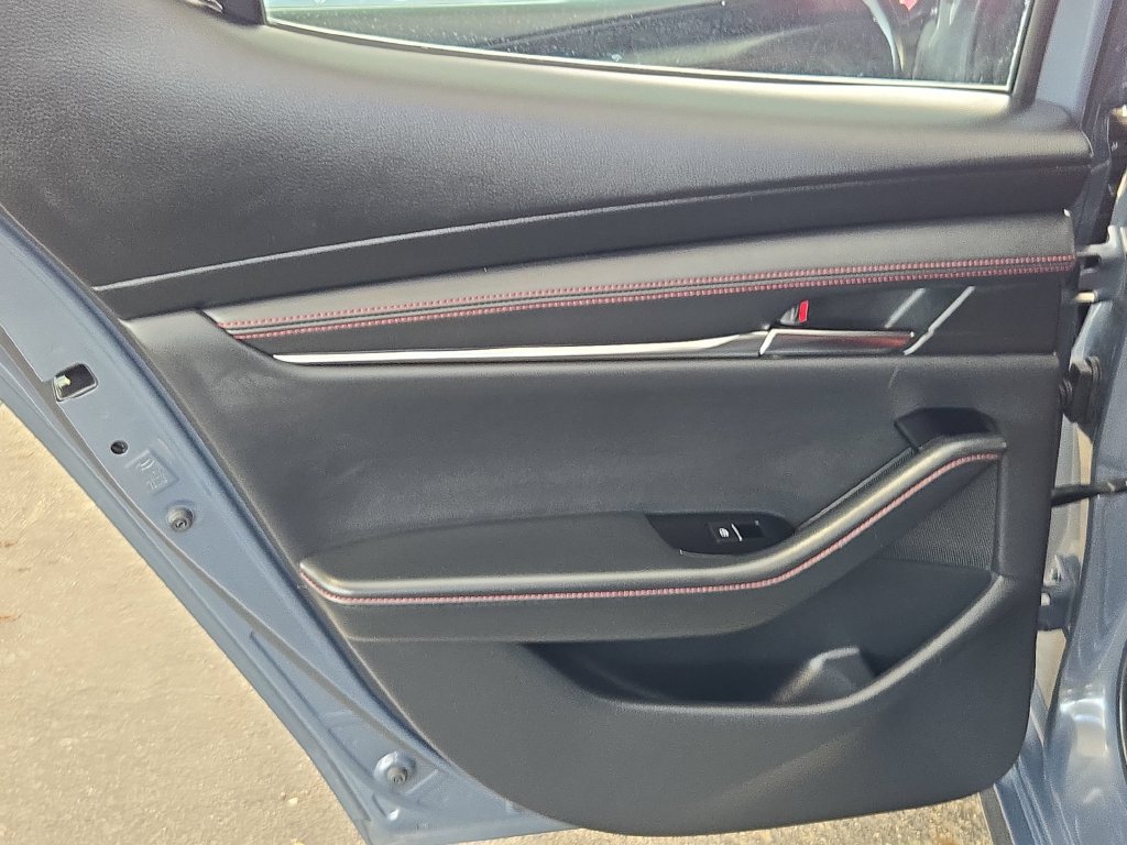 Used 2026 MAZDA MAZDA3 Carbon AWD/4WD image 18