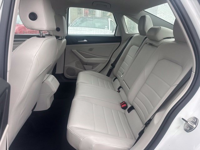 Used 2023 Volkswagen Jetta SE FWD image 11