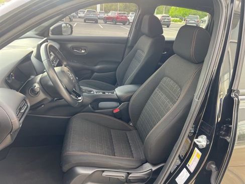 Used 2024 Honda HR-V Sport image 19