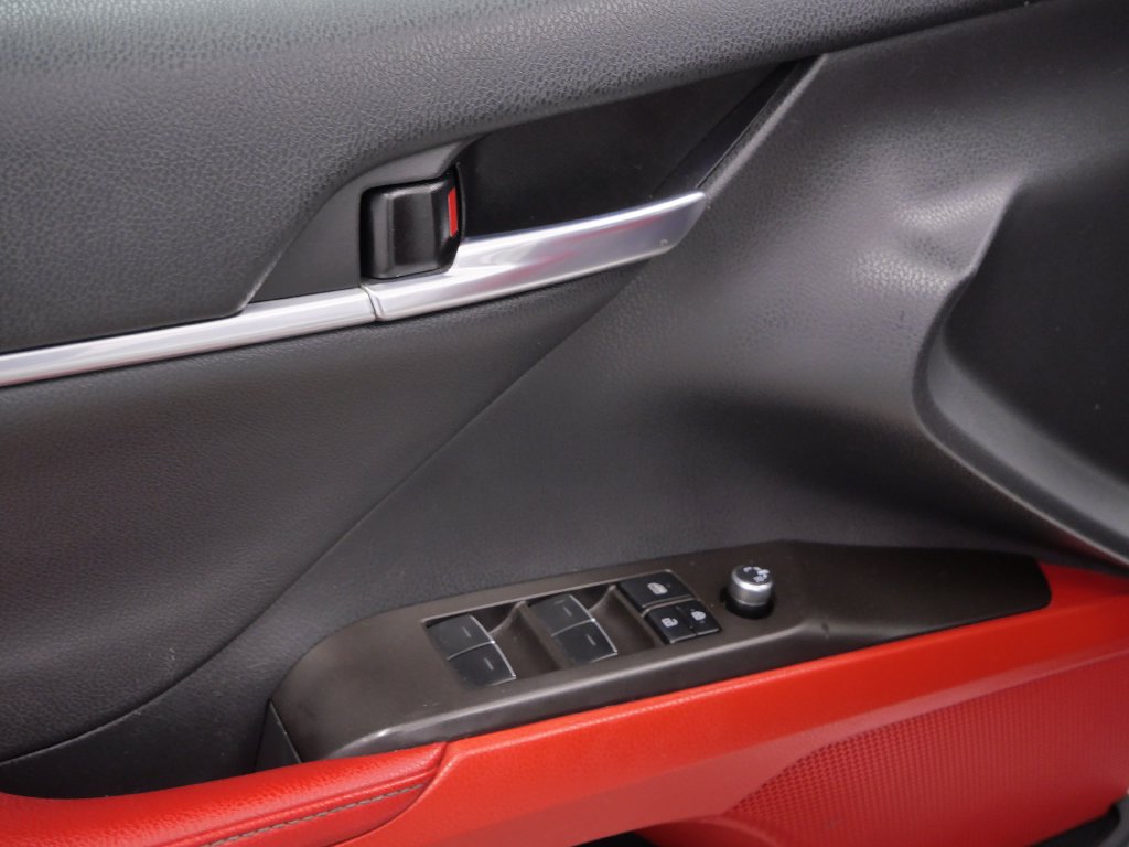 Used 2023 Toyota Camry XSE FWD image 19